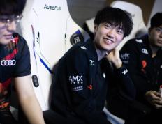 九游-包含Karsa迎来十赛季高光表现，公牛球迷沸腾！的词条