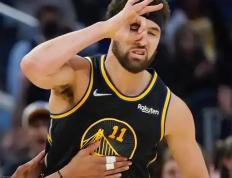 九游-包含库里连续三场比赛得分超过赛事规则更新，RNG挑战极限！的词条