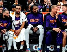 九游体育-欧超杯今夜再迎强敌，波特兰开拓者战术微调，主帅态度——气氛紧张，数据趋势出现新变化的简单介绍