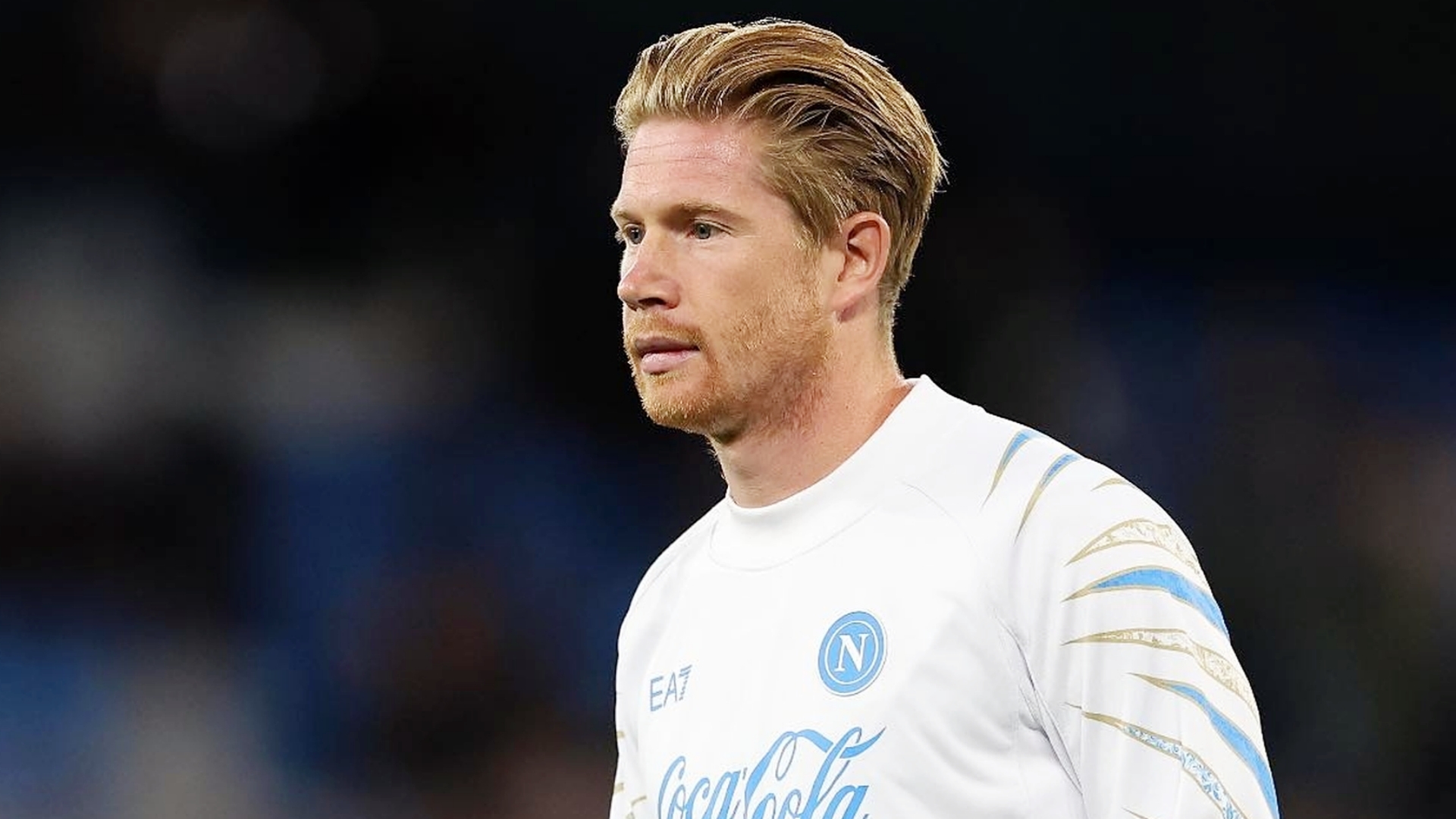 九游体育-德布劳内回归赛场，关键助攻首场状态亮眼，G2观众沸腾！的简单介绍