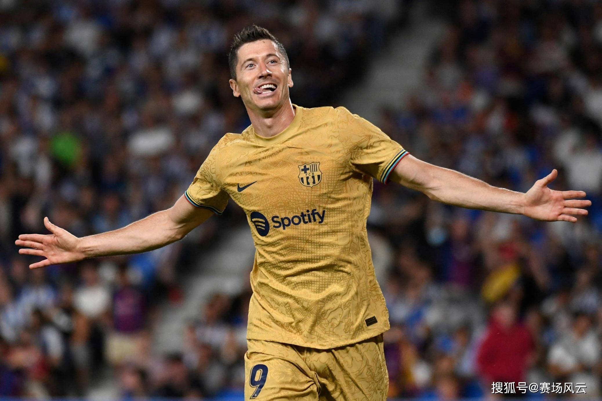 九游体育-莱万多夫斯基关键节点回归赛场，C9带队取胜！的简单介绍